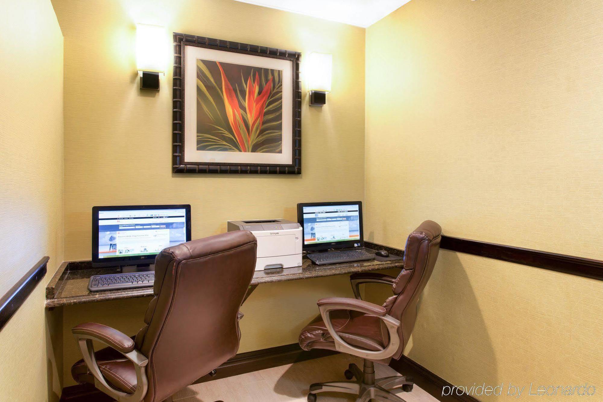 Holiday Inn Express Tampa-Brandon By Ihg Buitenkant foto