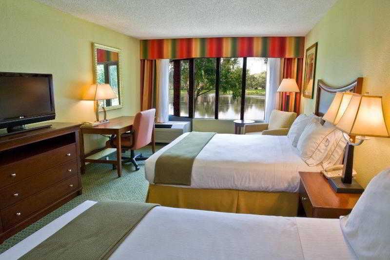 Holiday Inn Express Tampa-Brandon By Ihg Buitenkant foto